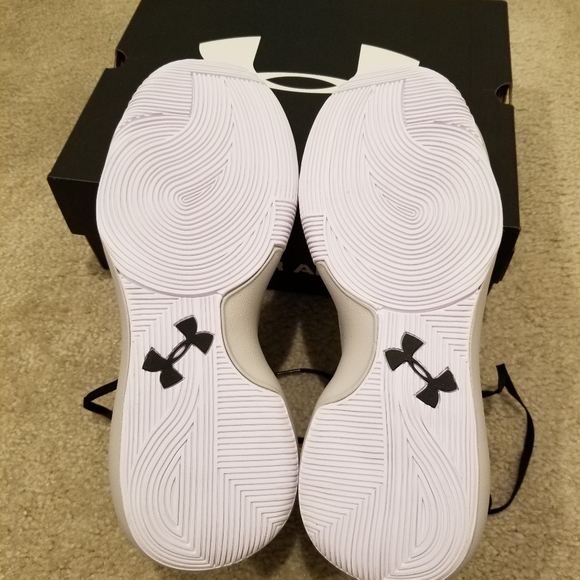 Under Armour Anomaly Men Basketball Shoe size 10 - Picture 5 of 6